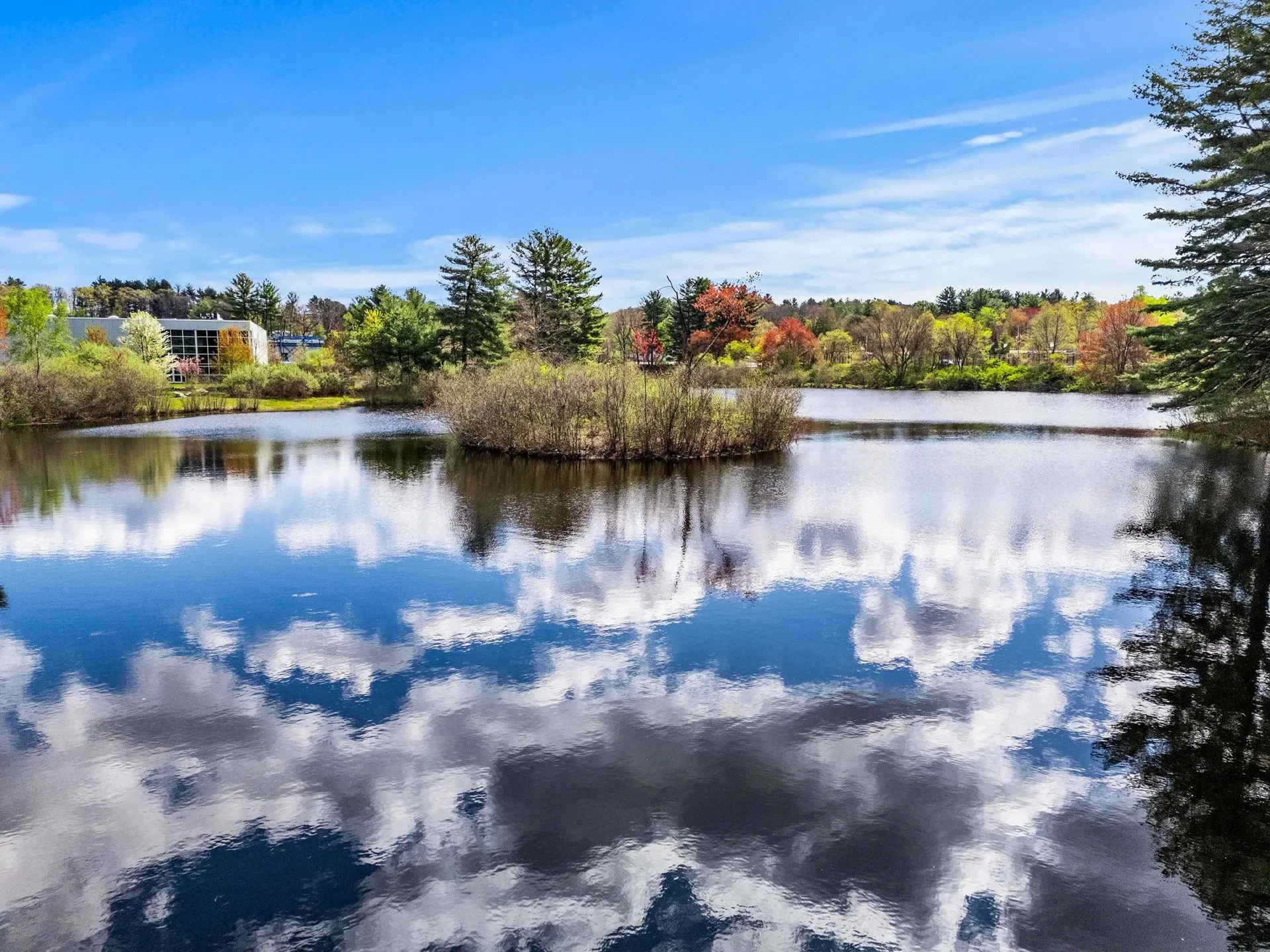 7B Kingston Way Hudson NH 03051