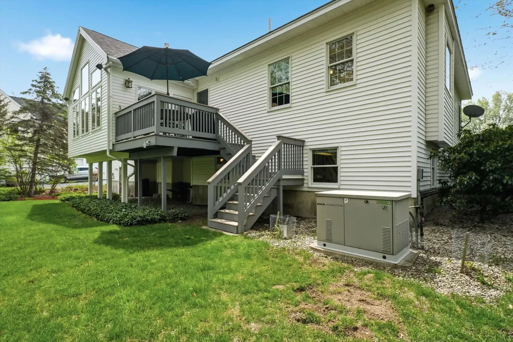 17 Village Drive Atkinson NH 03811-2111