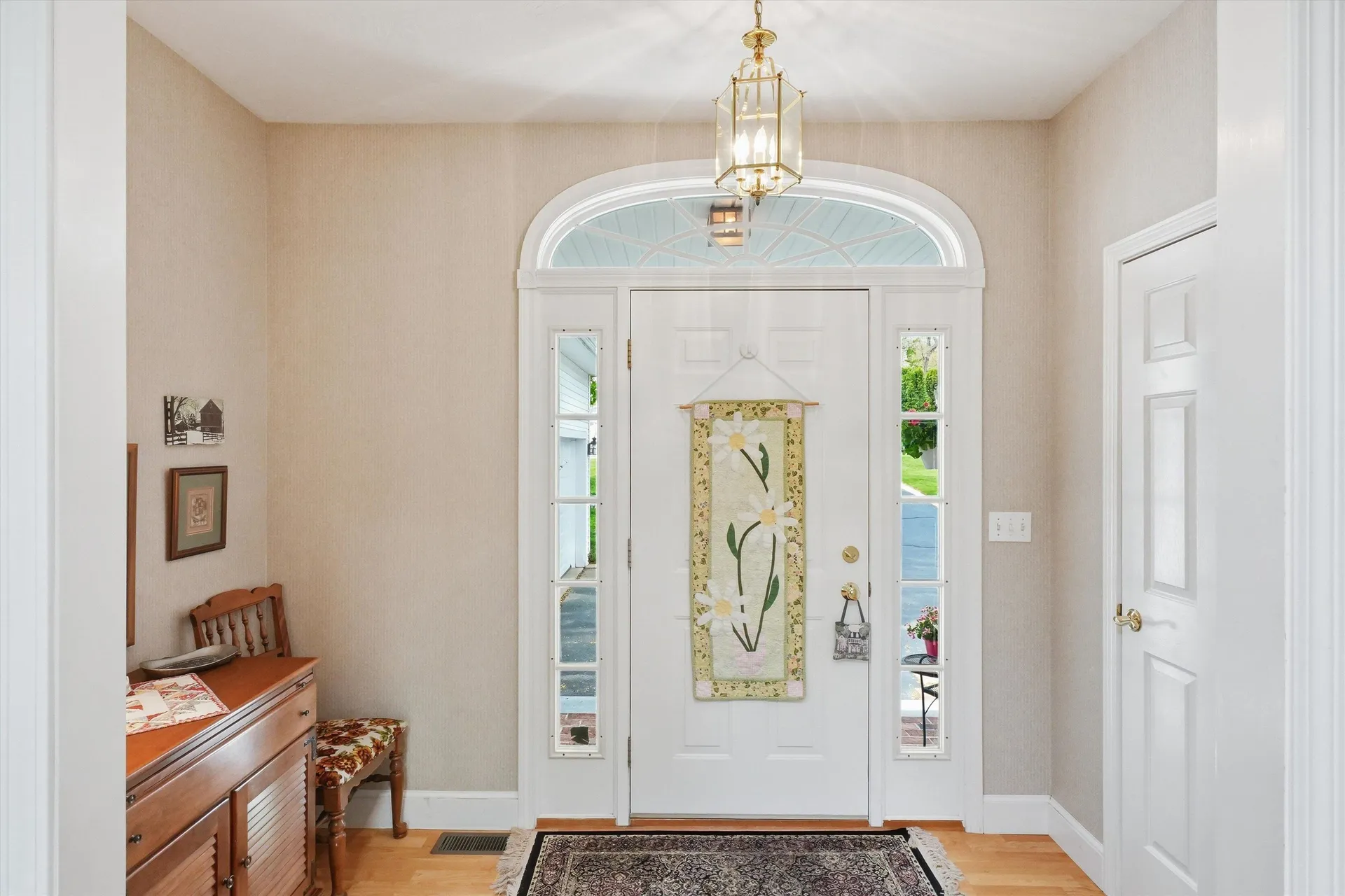 17 Village Drive Atkinson NH 03811-2111