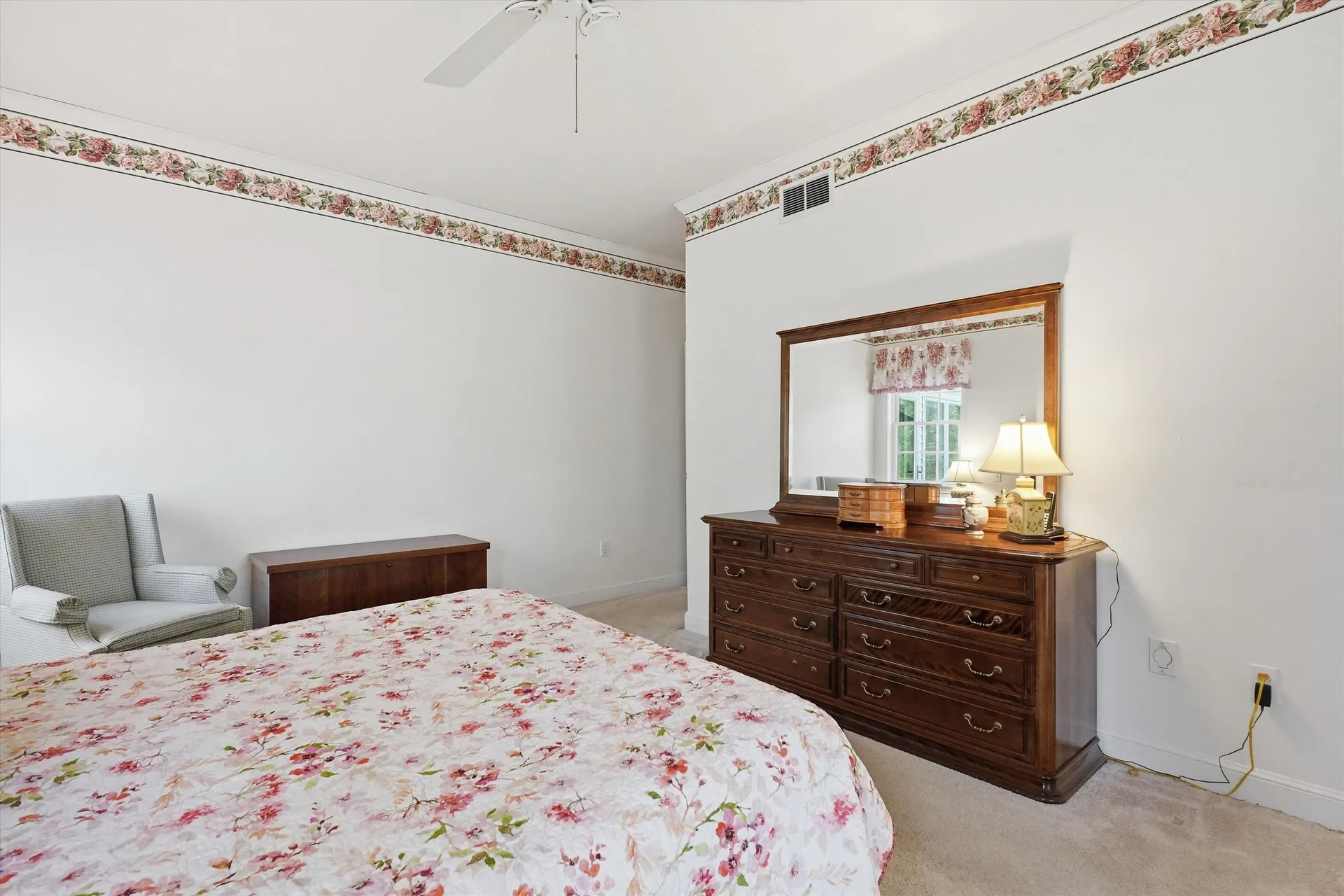 17 Village Drive Atkinson NH 03811-2111