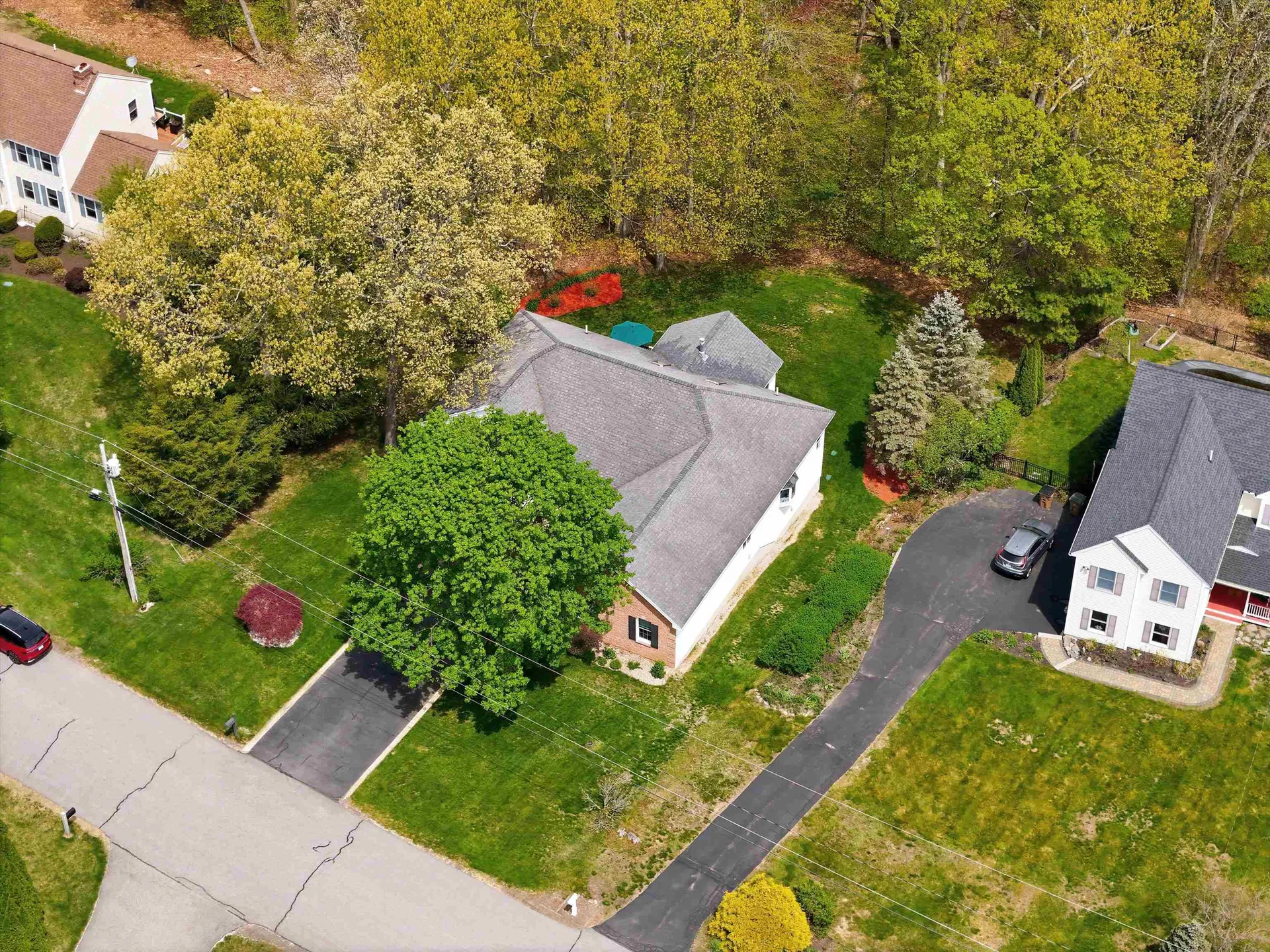 17 Village Drive Atkinson NH 03811-2111