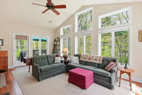 17 Village Drive Atkinson NH 03811-2111