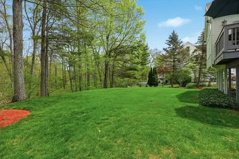 17 Village Drive Atkinson NH 03811-2111
