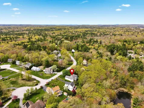 17 Village Drive Atkinson NH 03811-2111