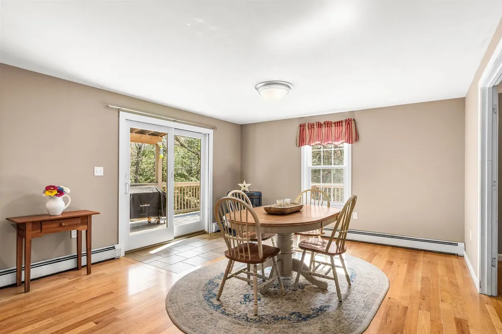 75 Mcdaniel Shore Drive Barrington NH 03825