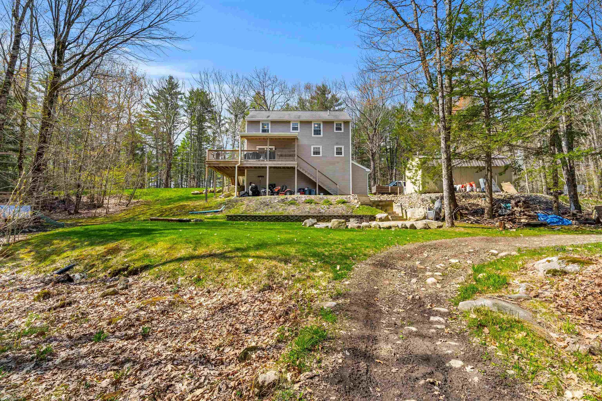 75 Mcdaniel Shore Drive Barrington NH 03825