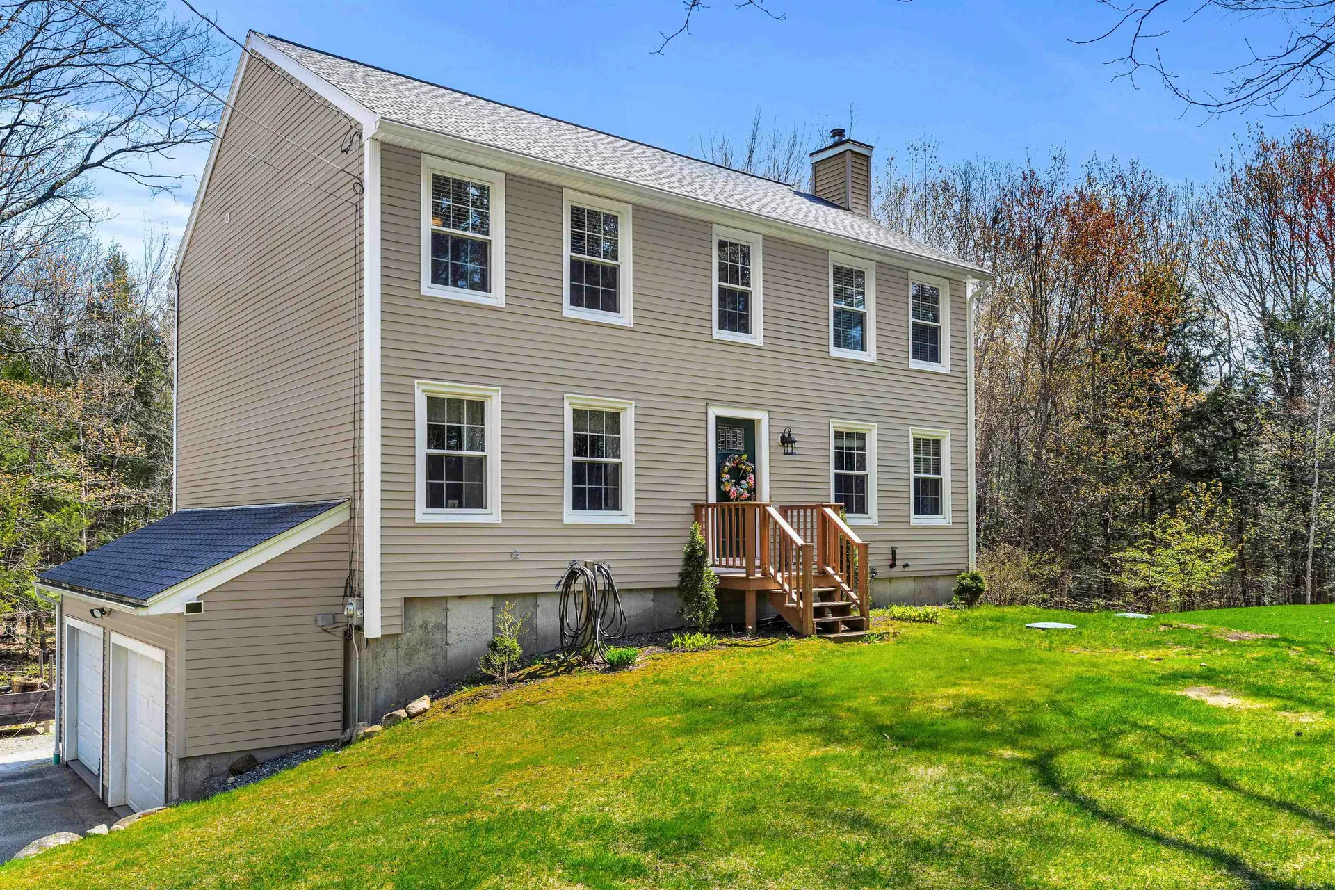 75 Mcdaniel Shore Drive Barrington NH 03825