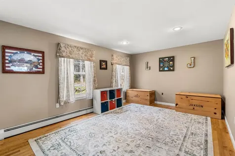 75 Mcdaniel Shore Drive Barrington NH 03825