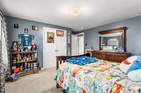 75 Mcdaniel Shore Drive Barrington NH 03825