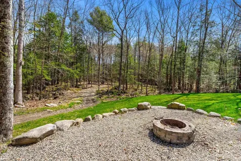75 Mcdaniel Shore Drive Barrington NH 03825