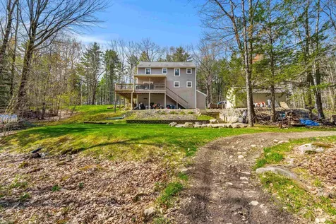75 Mcdaniel Shore Drive Barrington NH 03825