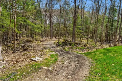 75 Mcdaniel Shore Drive Barrington NH 03825