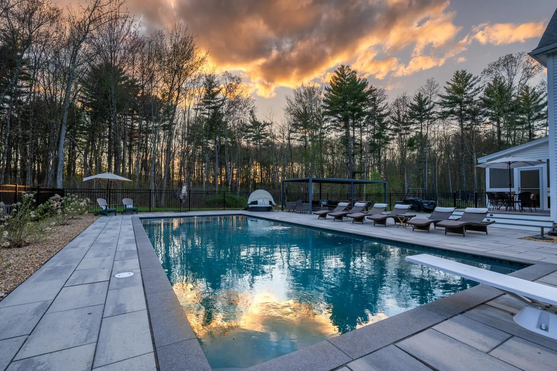 14 Wiggin Way Stratham NH 03885