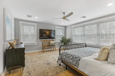 14 Wiggin Way Stratham NH 03885