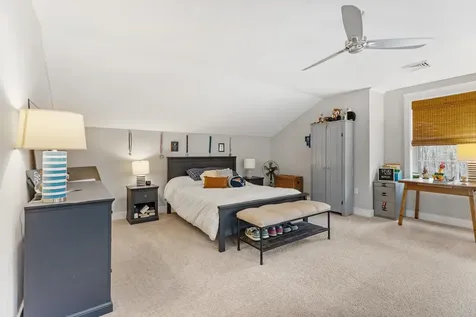 14 Wiggin Way Stratham NH 03885