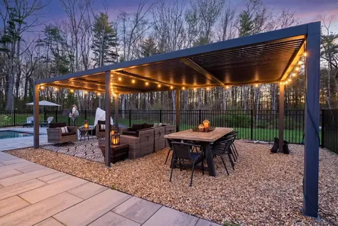 14 Wiggin Way Stratham NH 03885