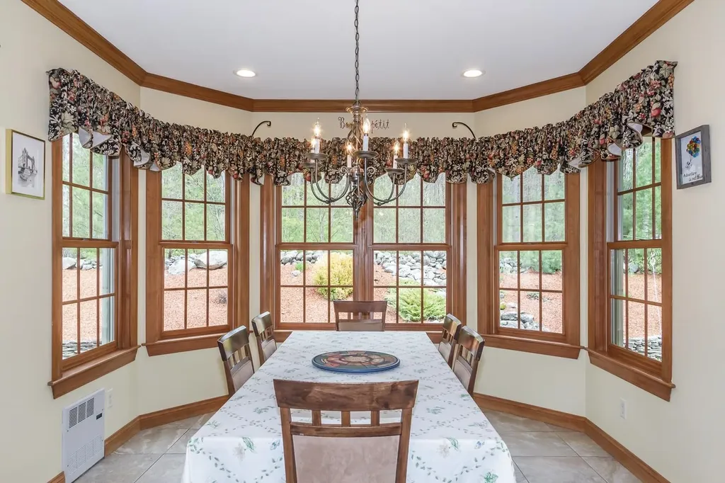 440 Howard Street Lunenburg MA 01462