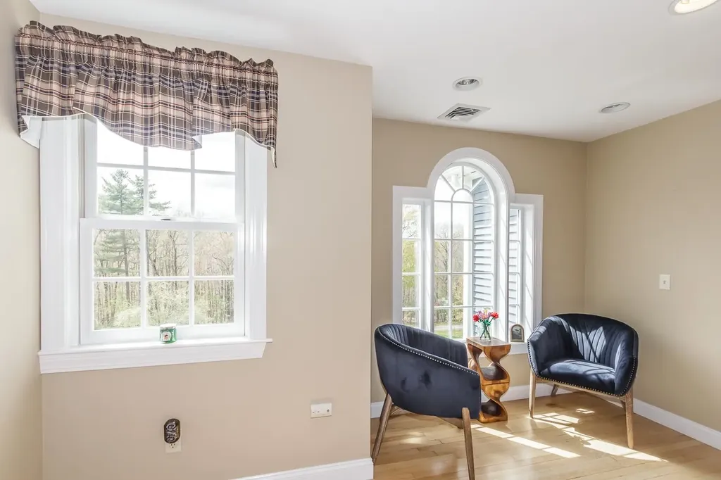 440 Howard Street Lunenburg MA 01462