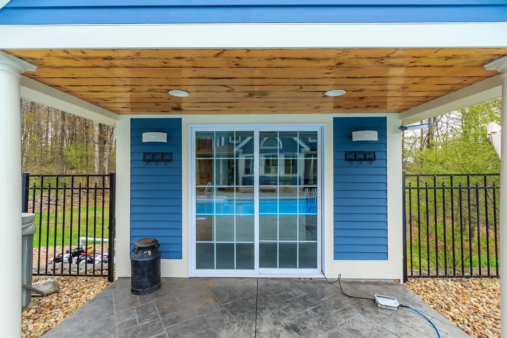 440 Howard Street Lunenburg MA 01462