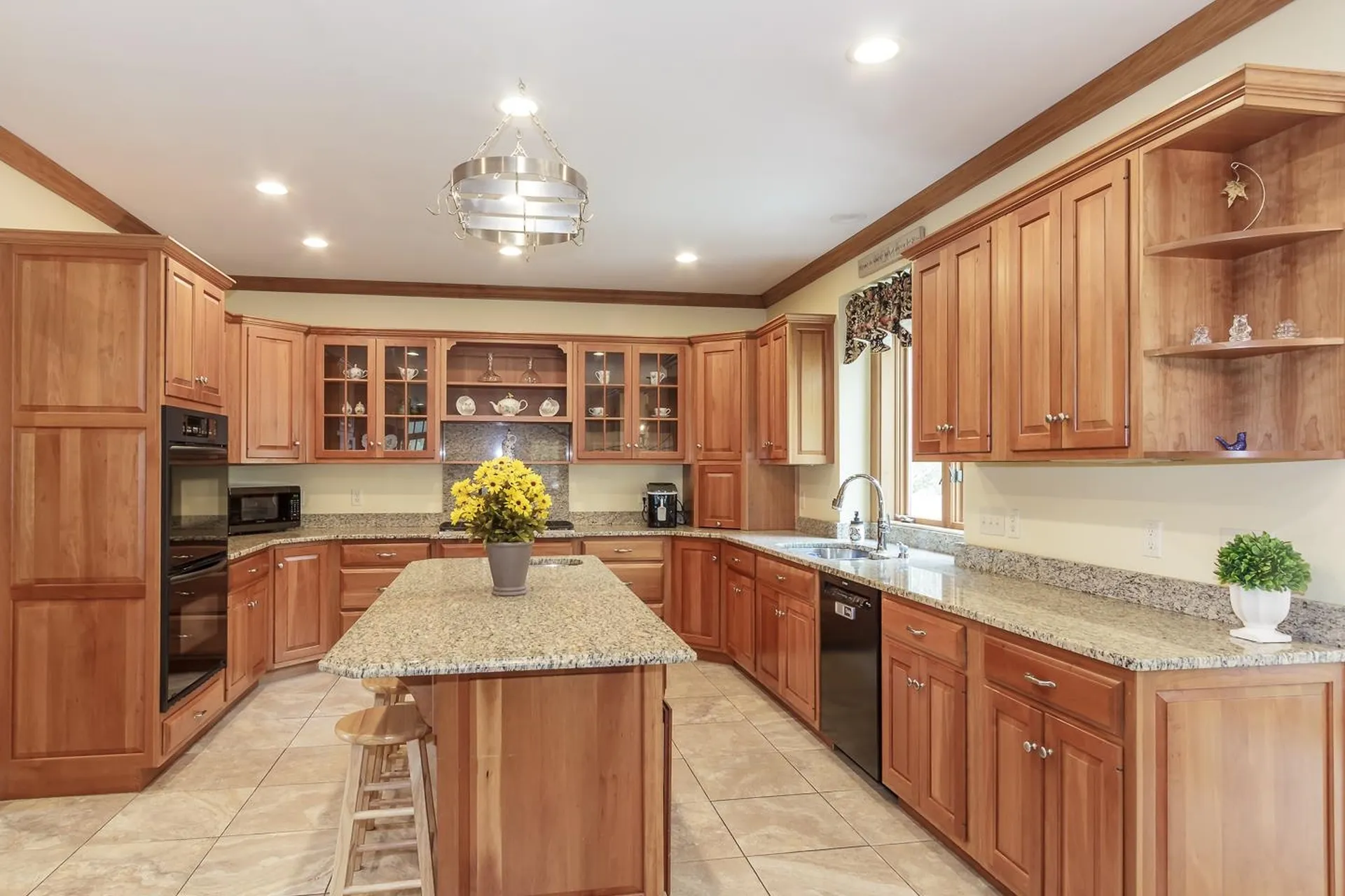 440 Howard Street Lunenburg MA 01462