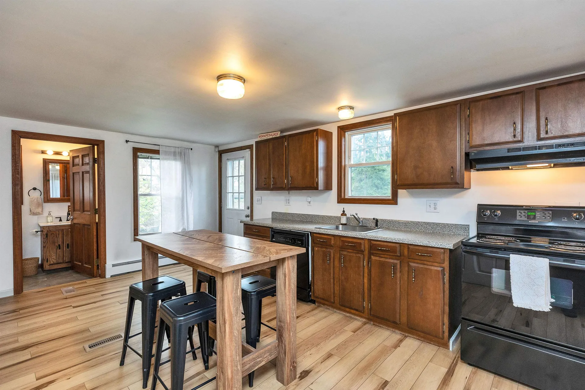 83 Lafayette Street Laconia NH 03246
