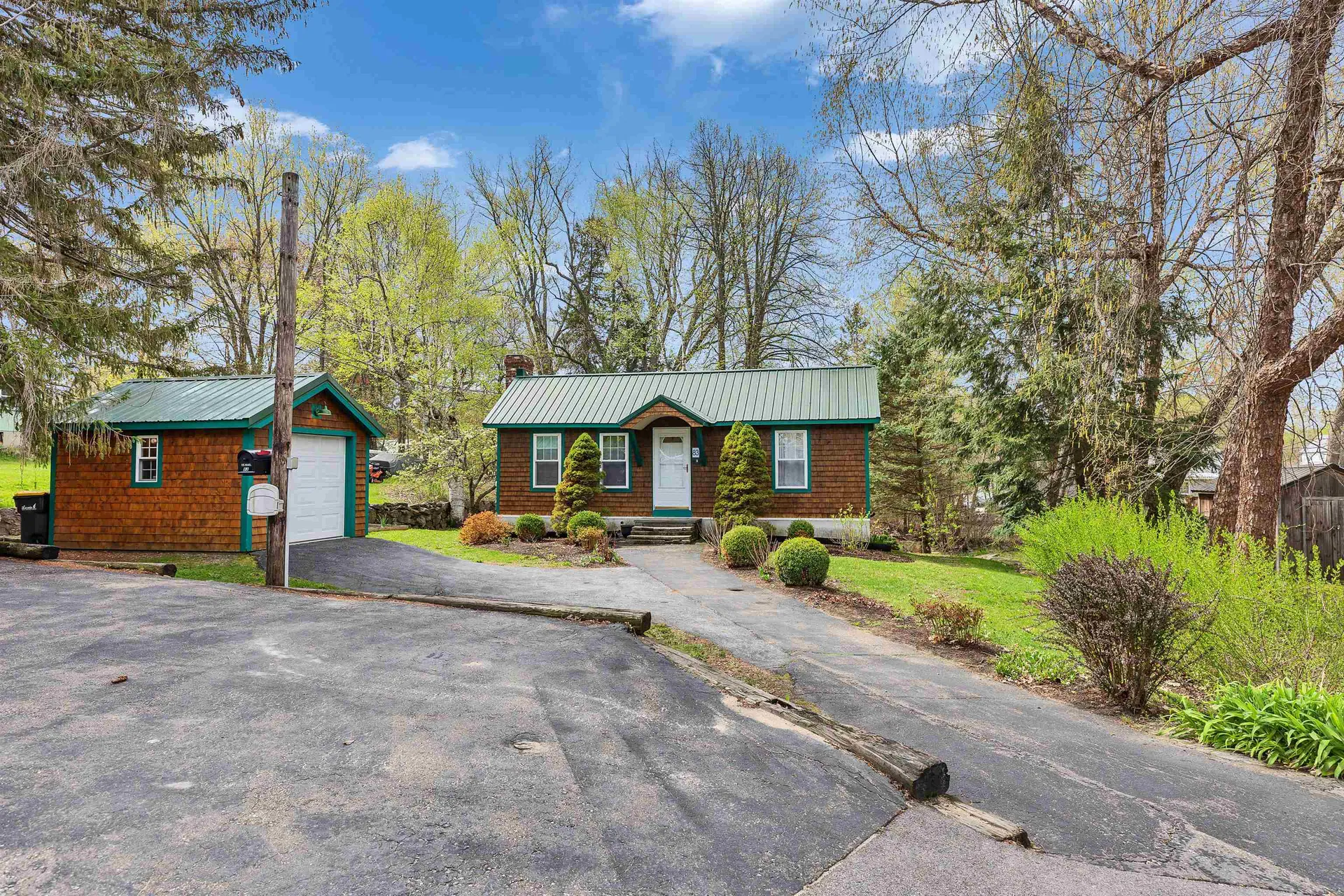 83 Lafayette Street Laconia NH 03246