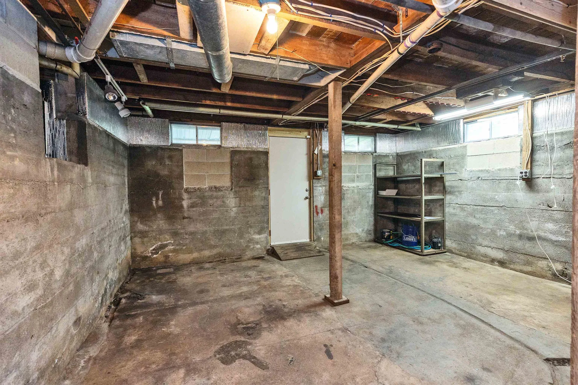 83 Lafayette Street Laconia NH 03246