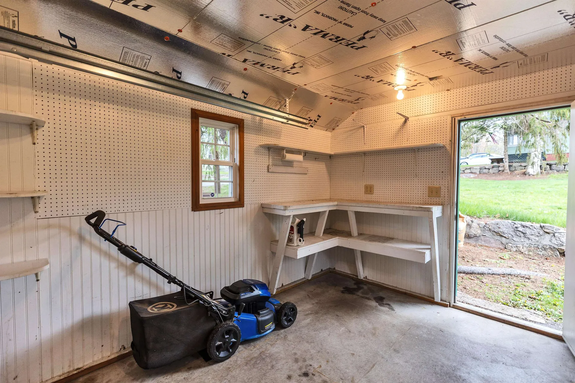 83 Lafayette Street Laconia NH 03246