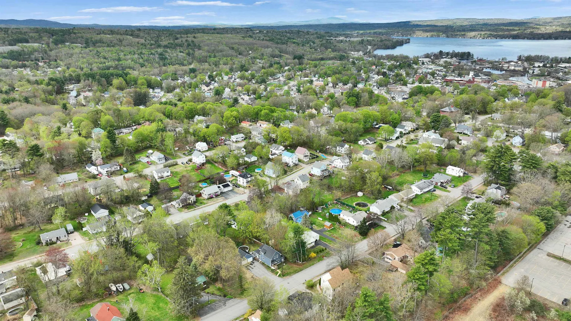 83 Lafayette Street Laconia NH 03246