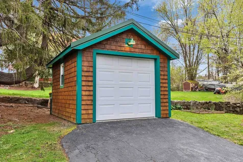 83 Lafayette Street Laconia NH 03246