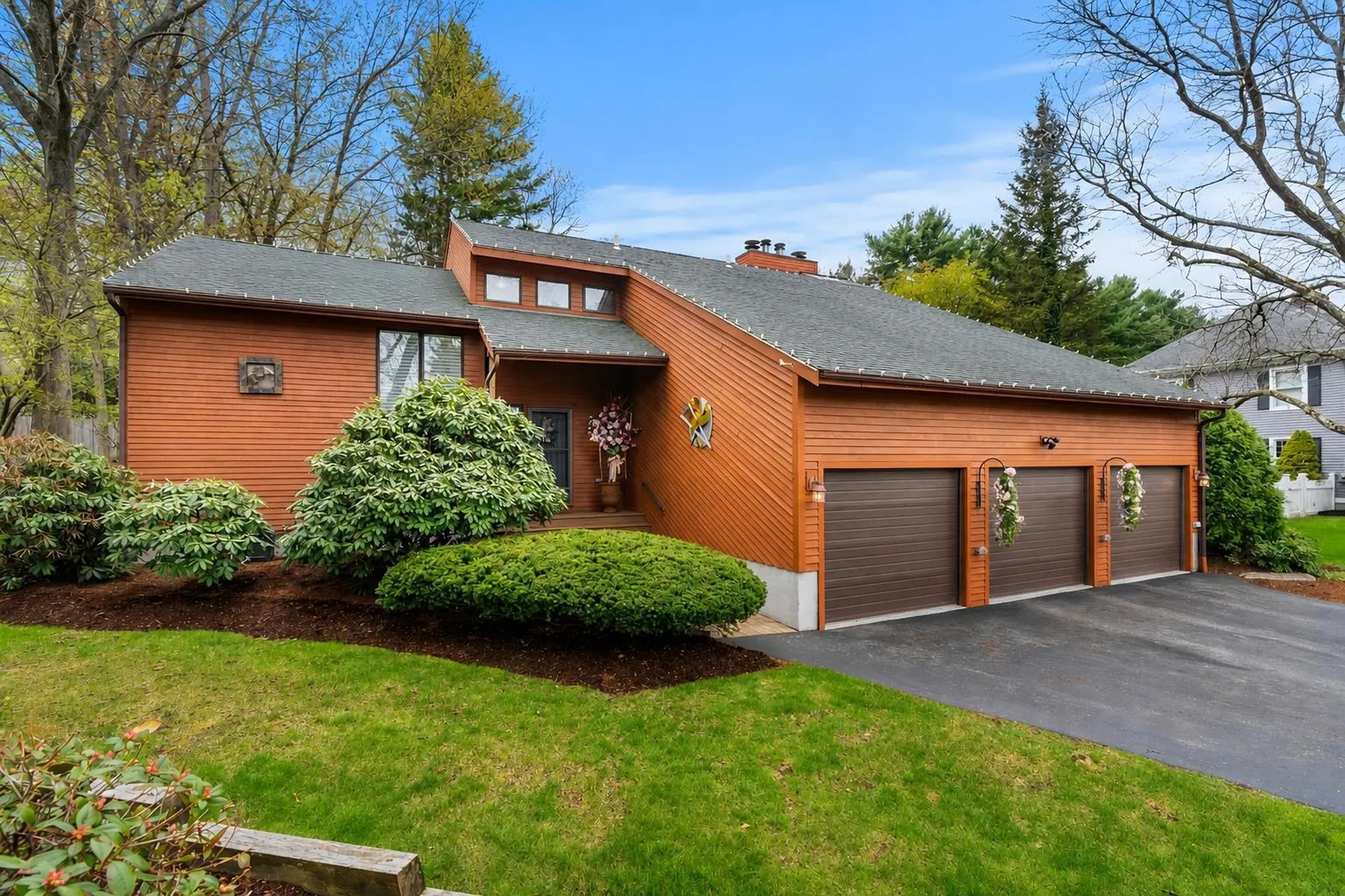 57 Greenfield Street Manchester NH 03104