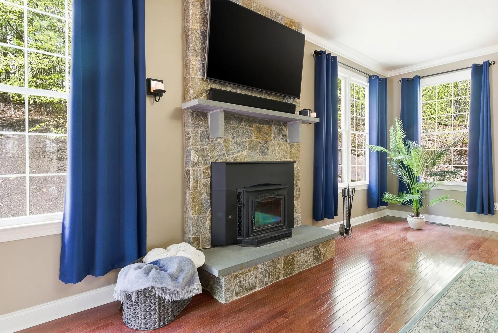 25 Ellison Drive Bedford NH 03110