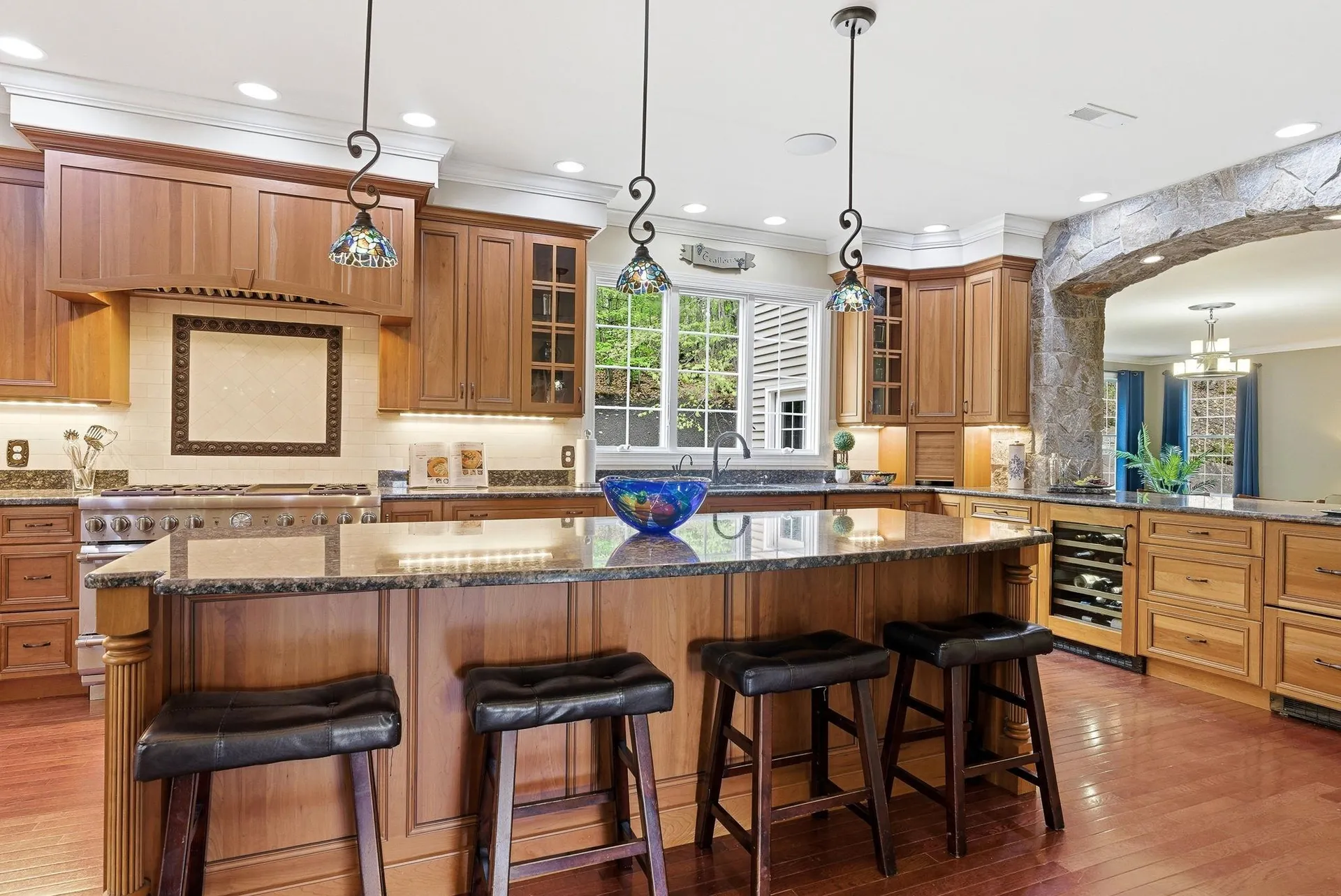 25 Ellison Drive Bedford NH 03110