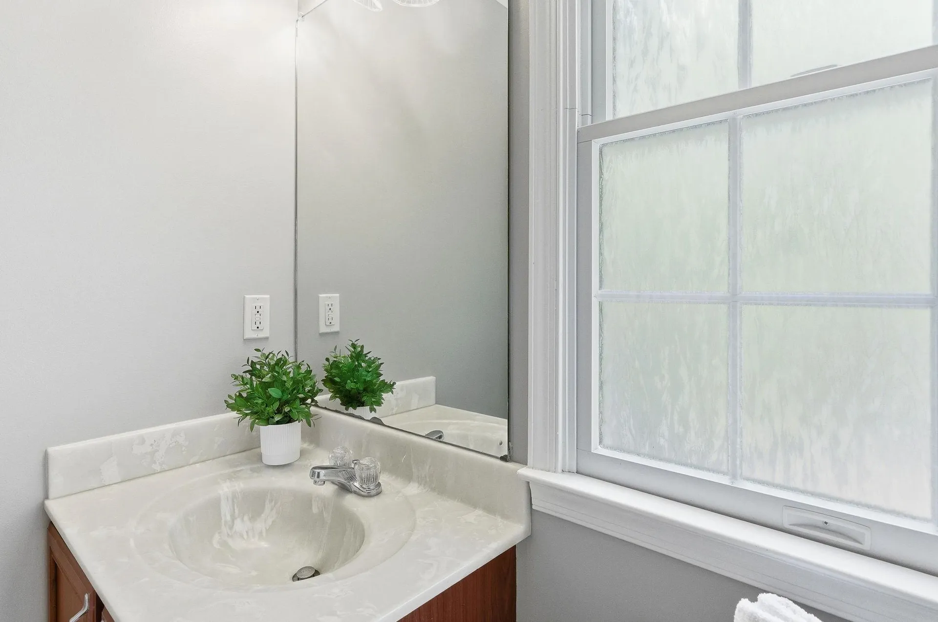 25 Ellison Drive Bedford NH 03110