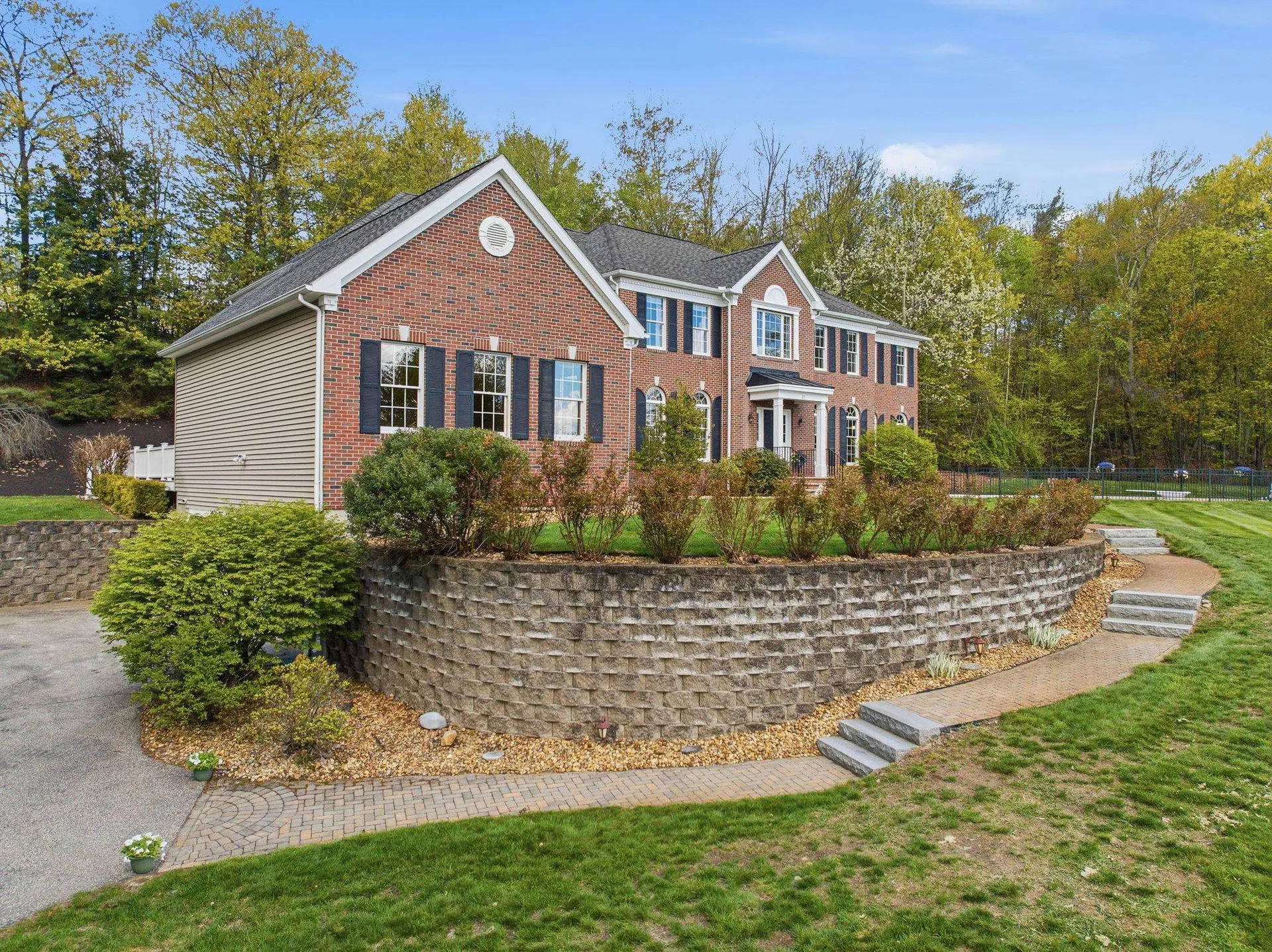 25 Ellison Drive Bedford NH 03110