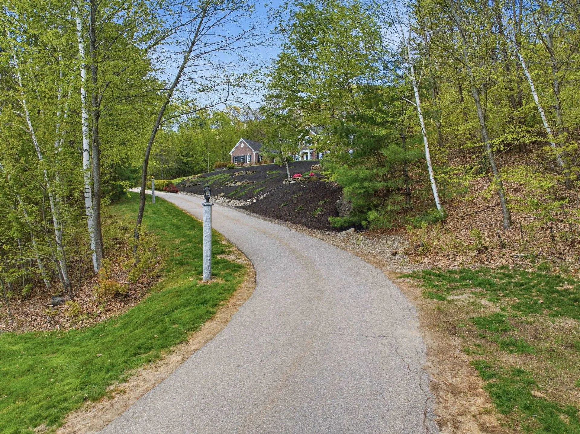 25 Ellison Drive Bedford NH 03110