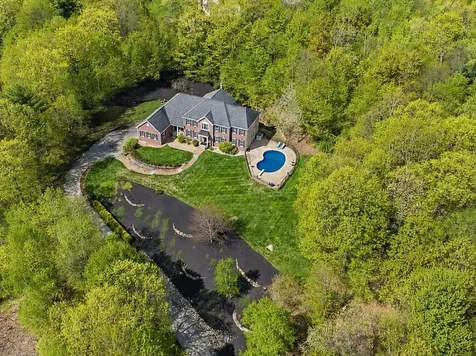 25 Ellison Drive Bedford NH 03110