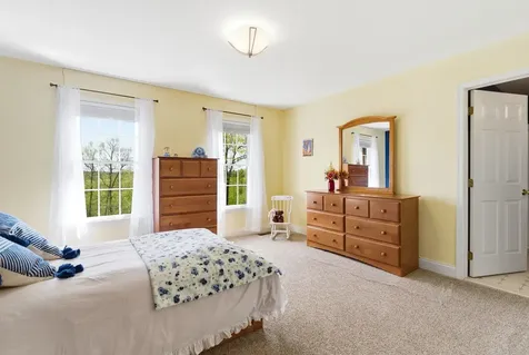 25 Ellison Drive Bedford NH 03110