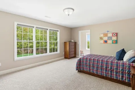 25 Ellison Drive Bedford NH 03110