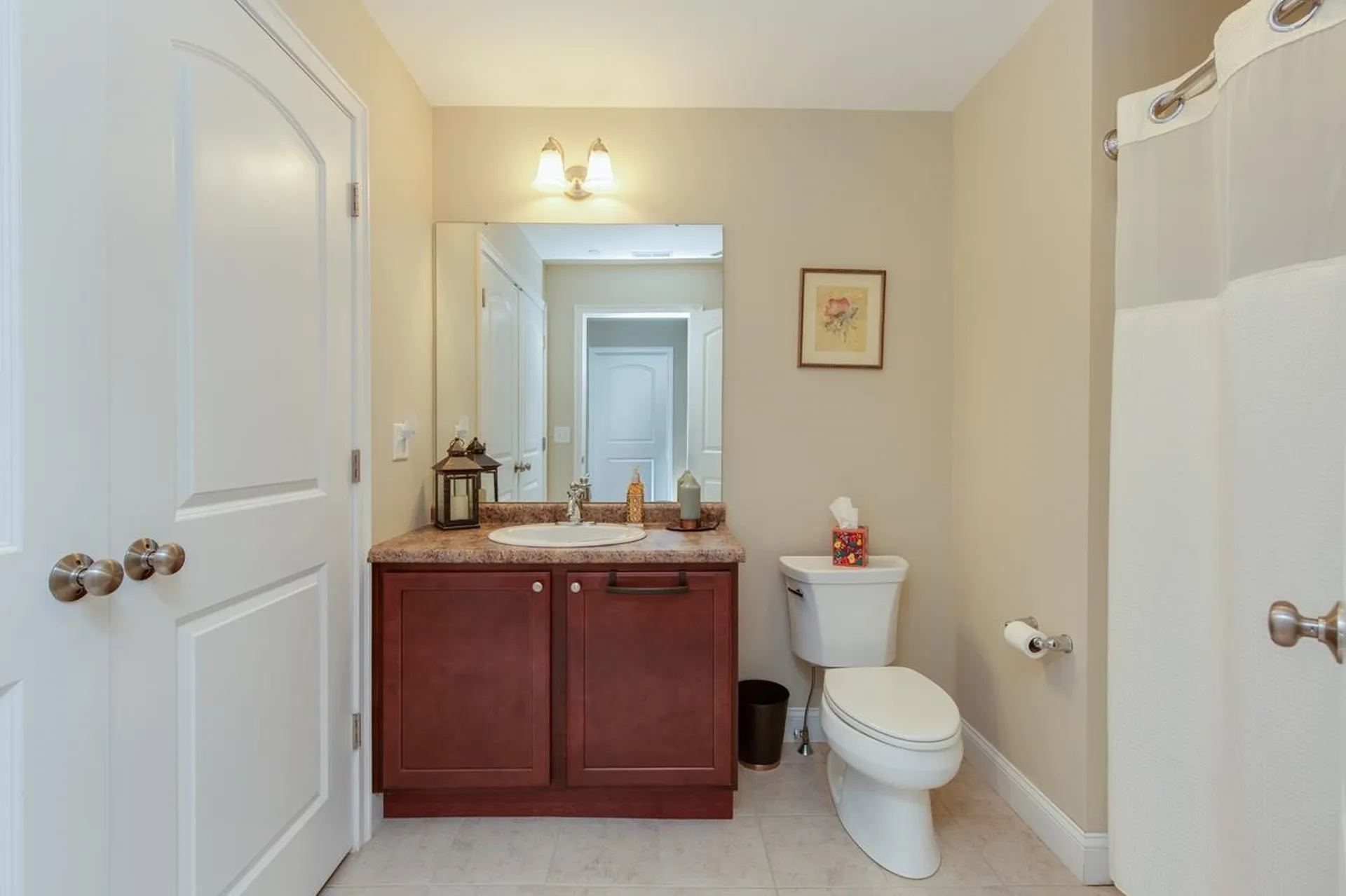 89 Woodview Way Manchester NH 03102