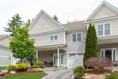 89 Woodview Way Manchester NH 03102