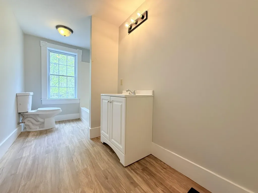 9 Blake Road Epping NH 03042