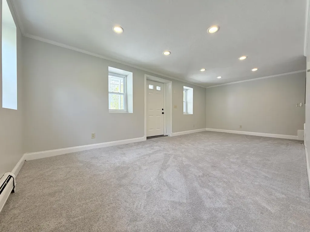 9 Blake Road Epping NH 03042