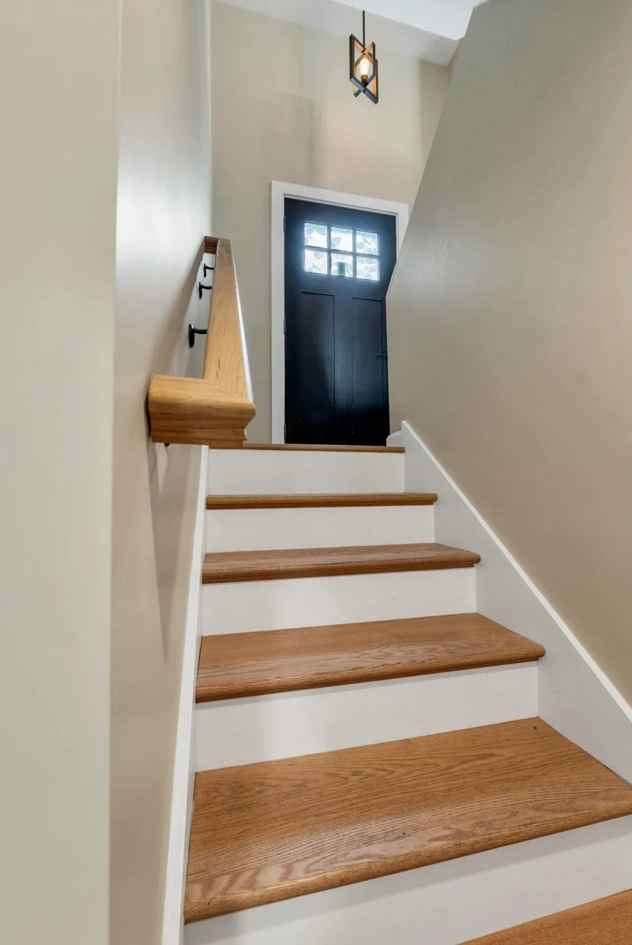 13 Doris Street Derry NH 03038