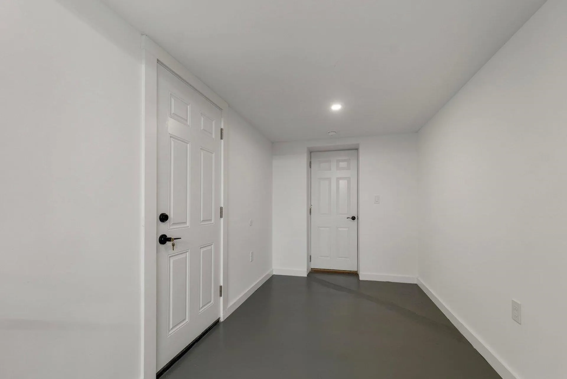13 Doris Street Derry NH 03038