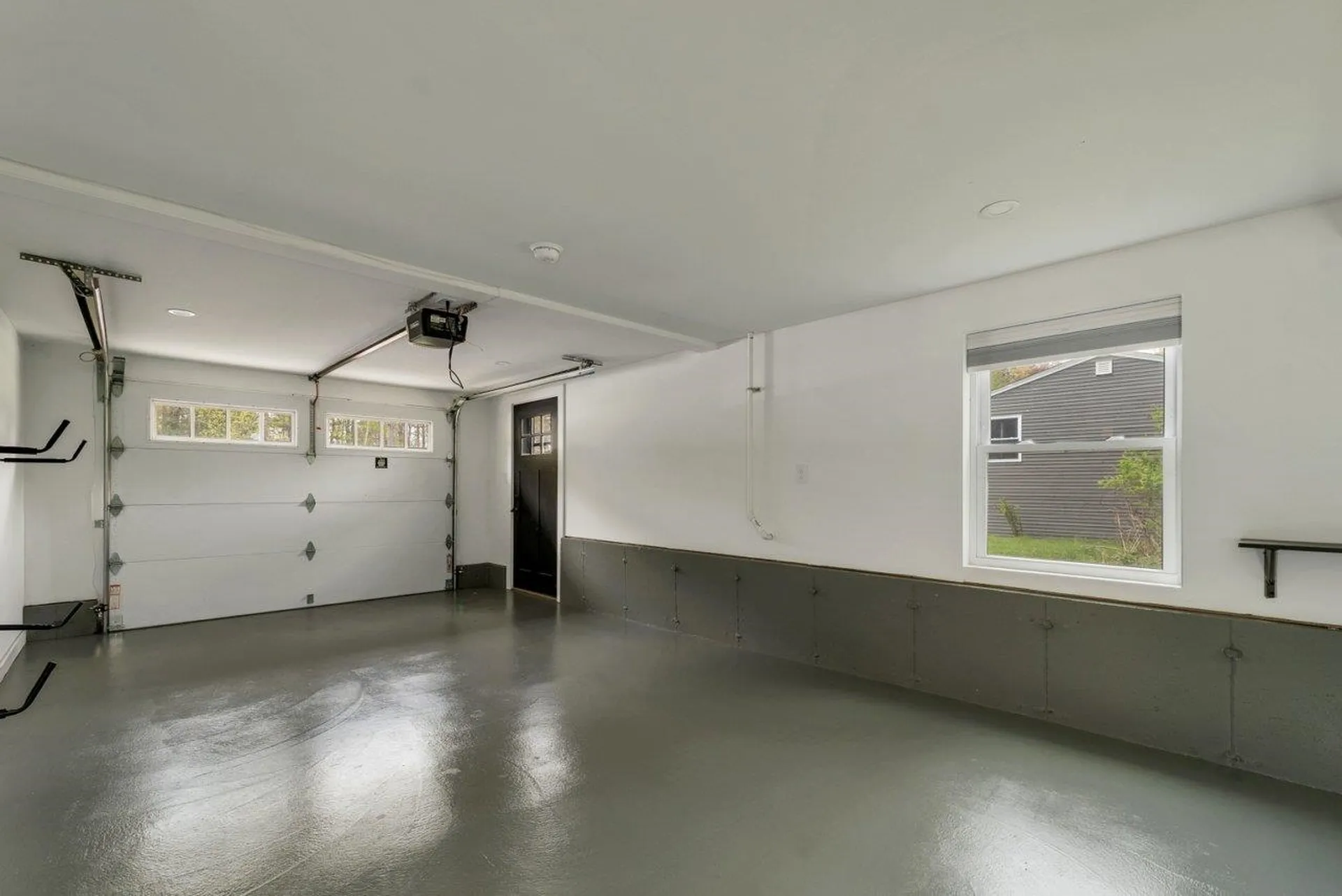 13 Doris Street Derry NH 03038