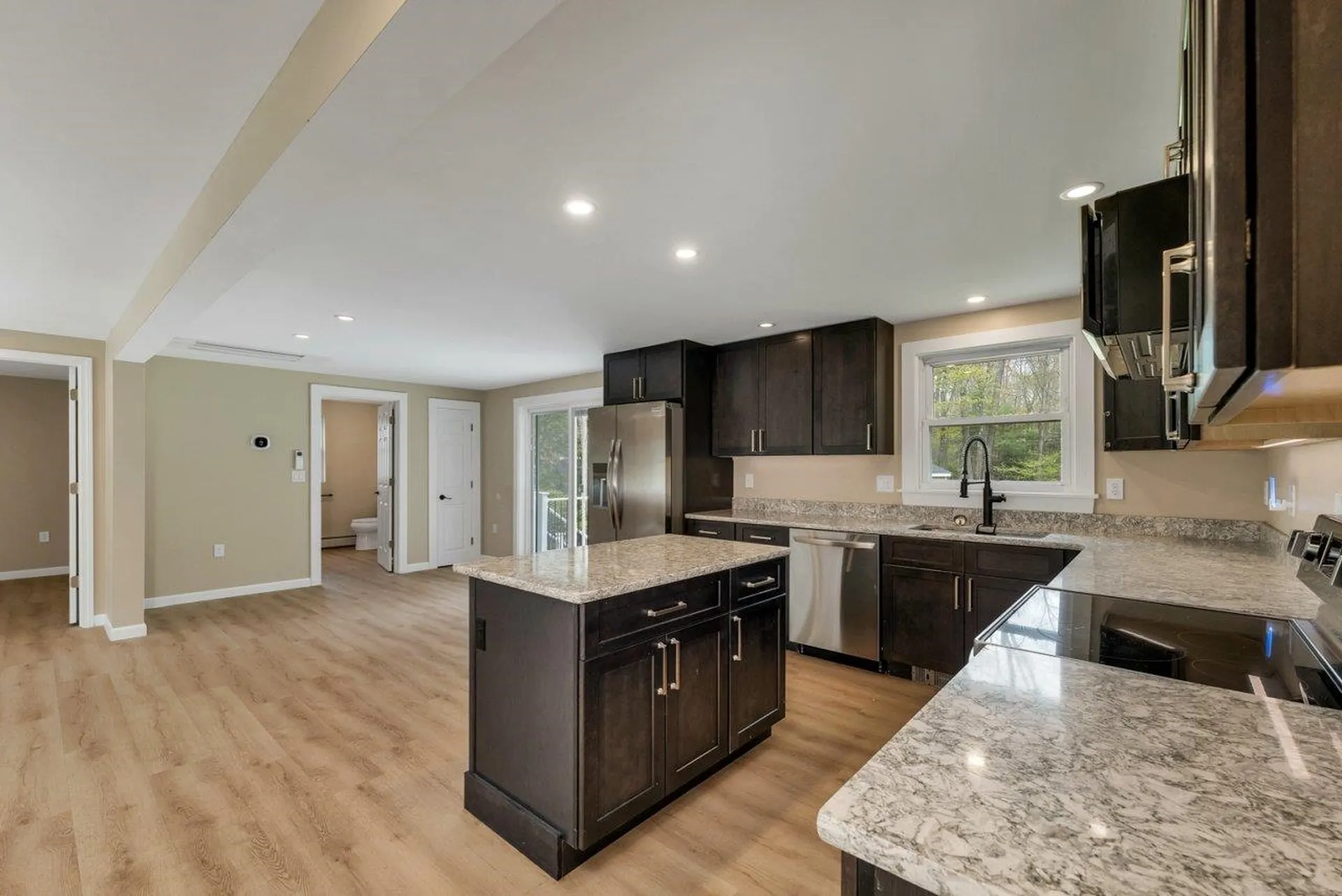 13 Doris Street Derry NH 03038