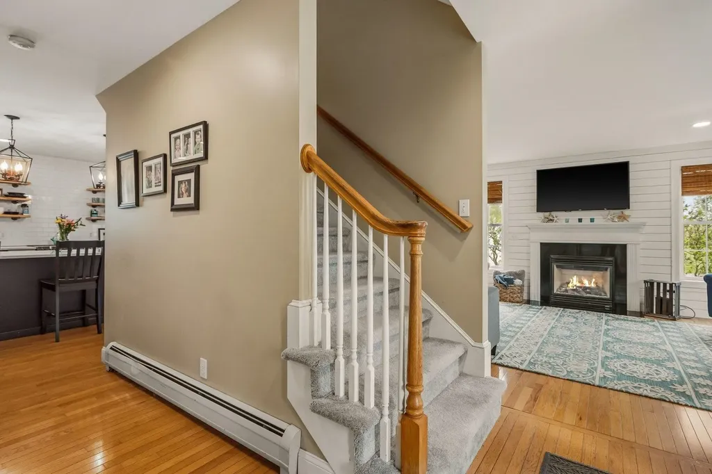 8 Mason Drive Stratham NH 03885