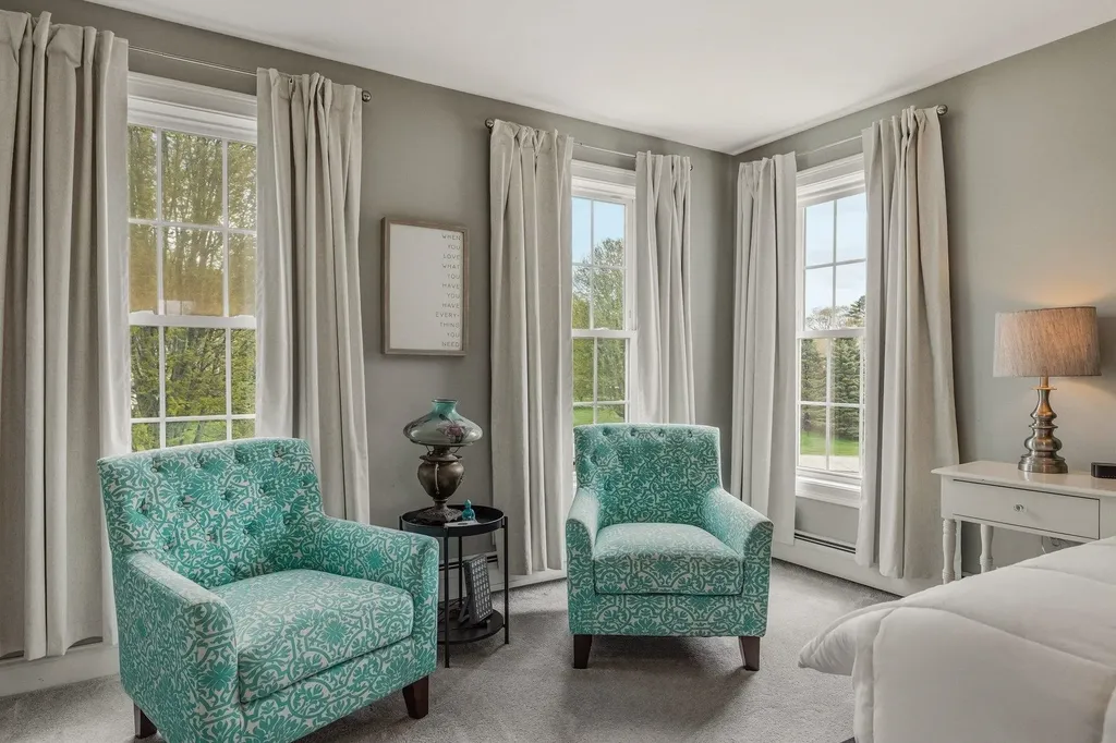 8 Mason Drive Stratham NH 03885