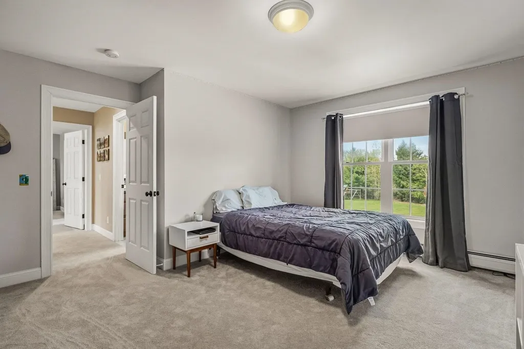 8 Mason Drive Stratham NH 03885